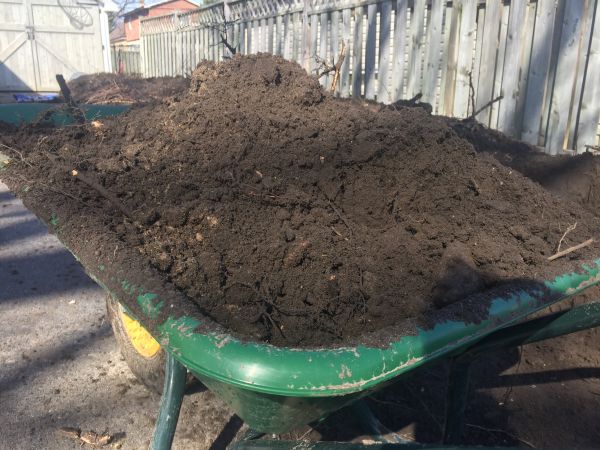 Residential Dirt Delivery in Crossville